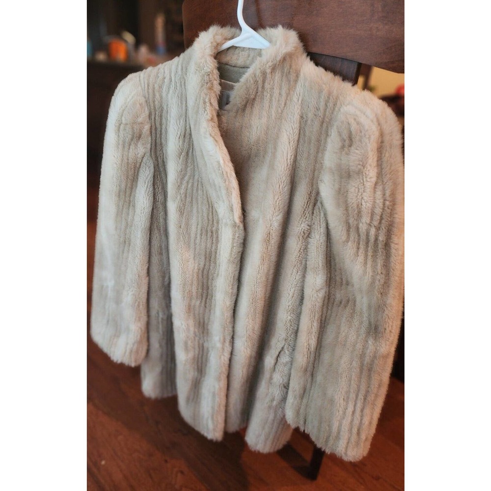 Classic Women's Faux Fur Coat in Light Beige